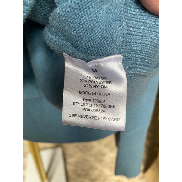 Olive + Oak Blue Crewneck Sweater Ribbed Cozy Minimalist Buttery Soft Scandi Y2K - Picture 6 of 7